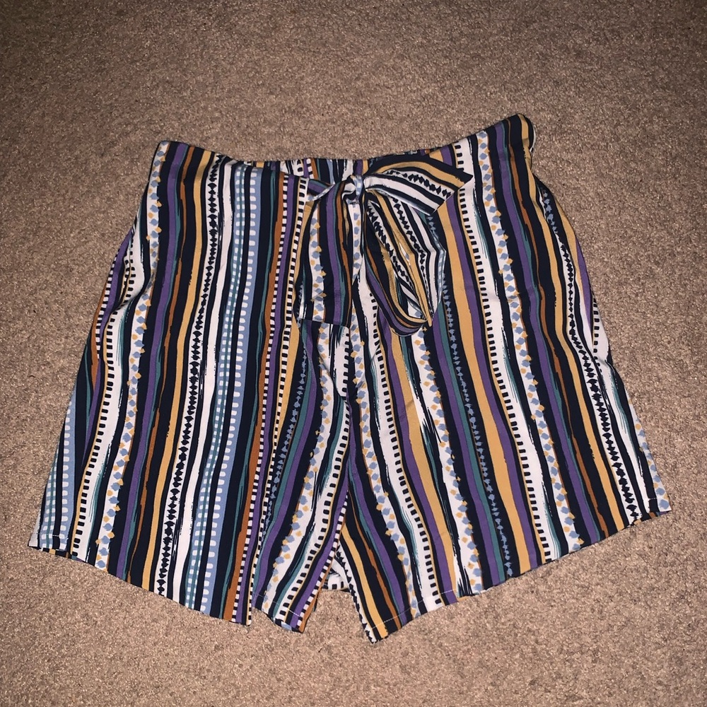 Bundle. 2xl shirt and 1xl shorts.